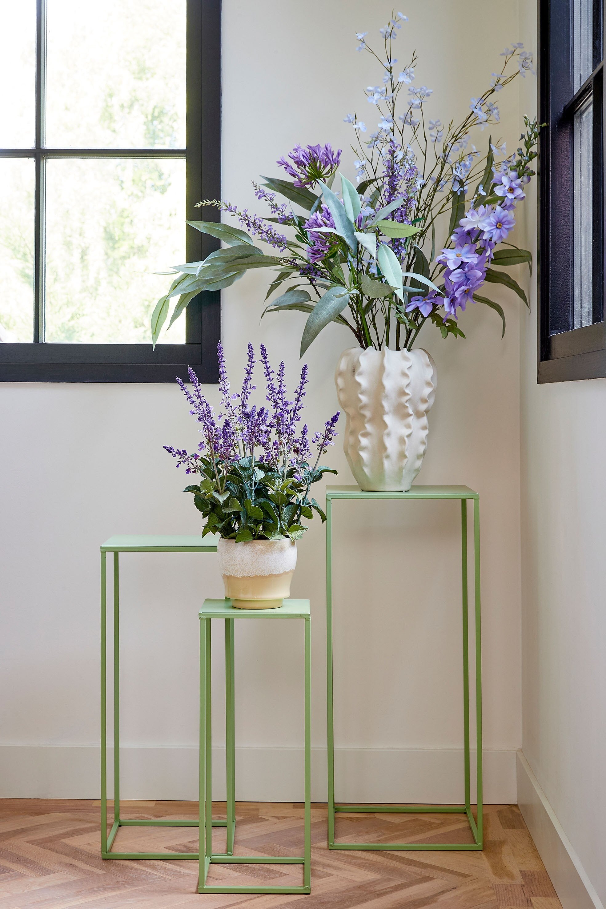 Quinty Side Table - Set Of 3 - L30 X W30 X H70 Cm - Iron - Light Green