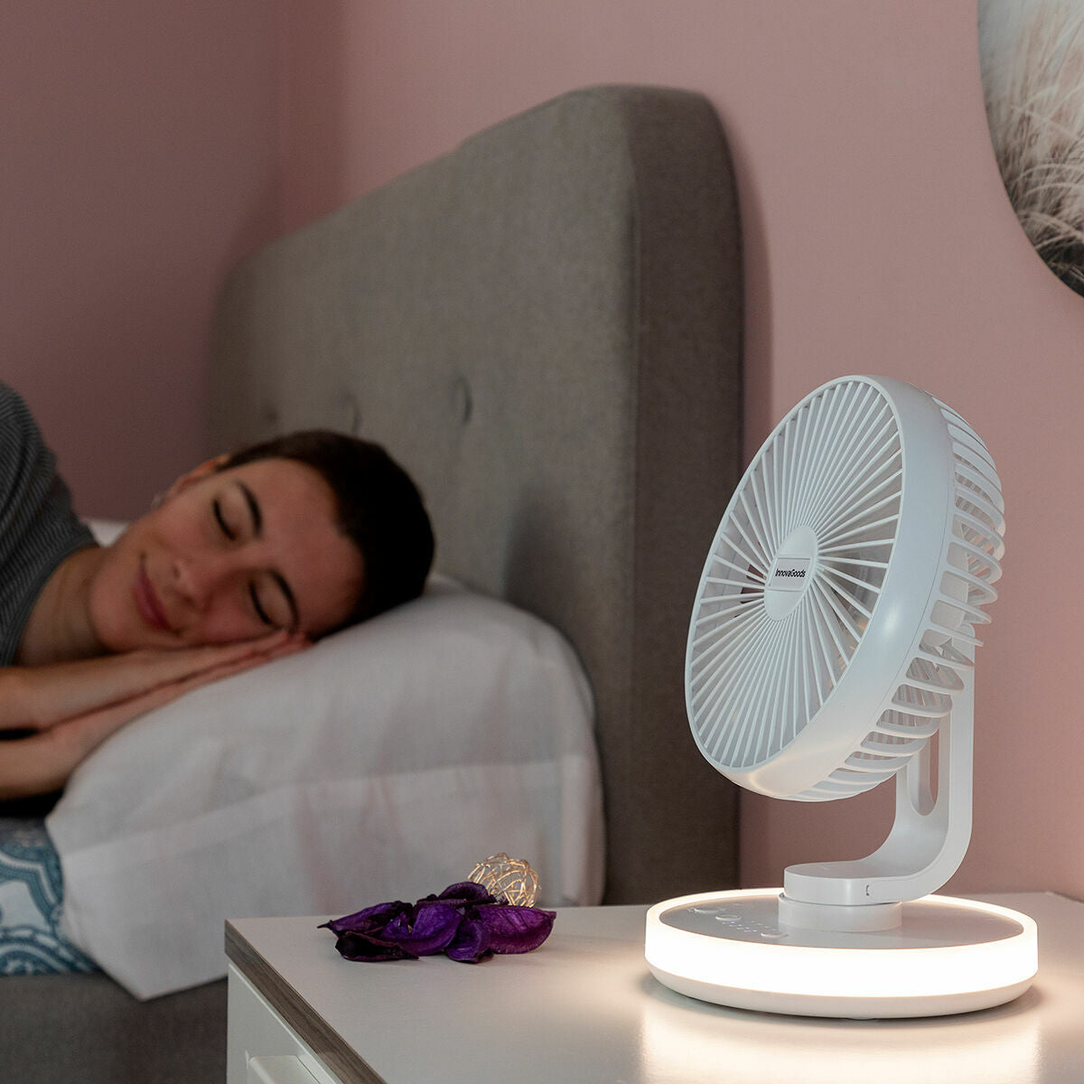 InnovaGoods Ventilateur de Bureau Rechargeable avec LED FanLed Ø6,6'' 4000 mAh