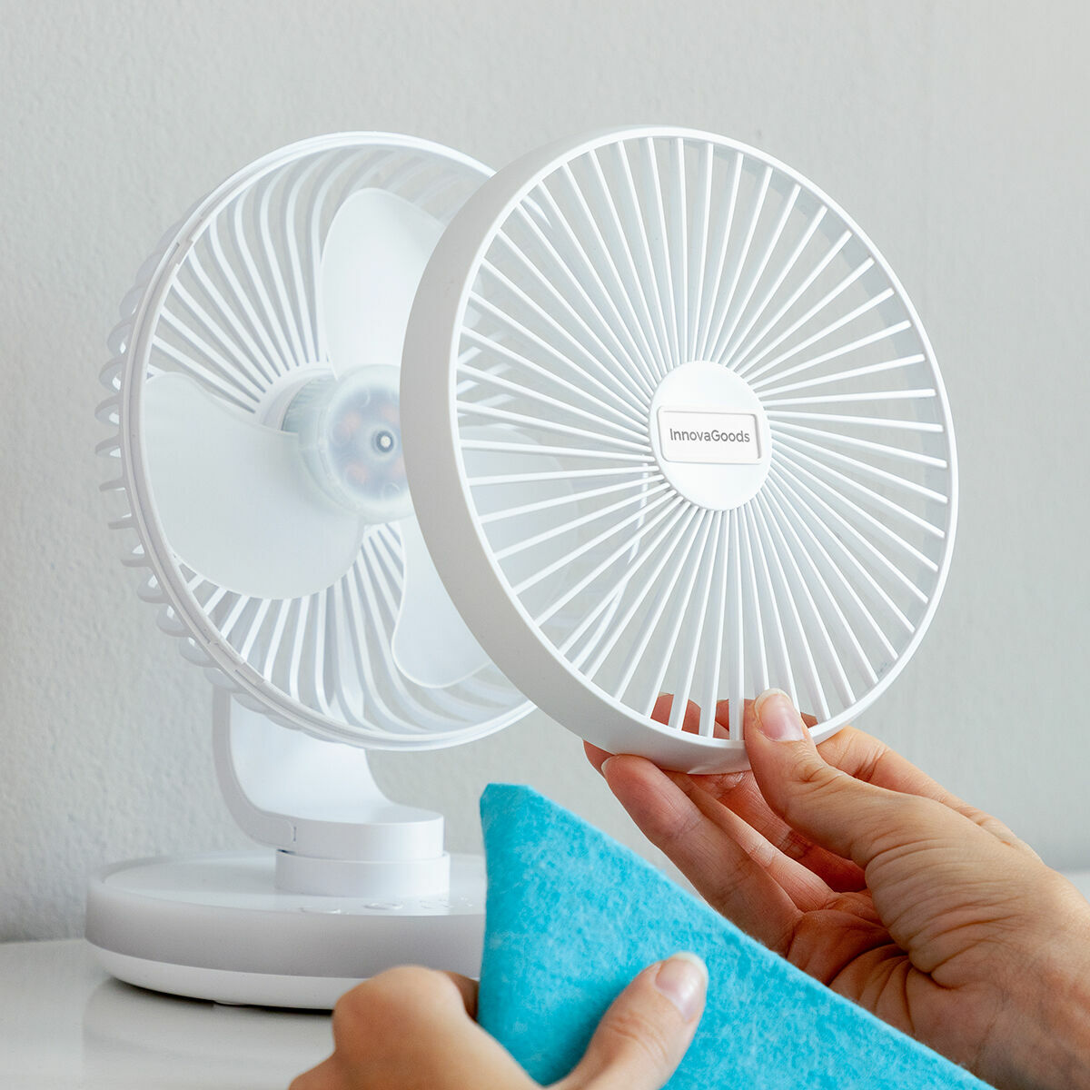 InnovaGoods Ventilateur de Bureau Rechargeable avec LED FanLed Ø6,6'' 4000 mAh