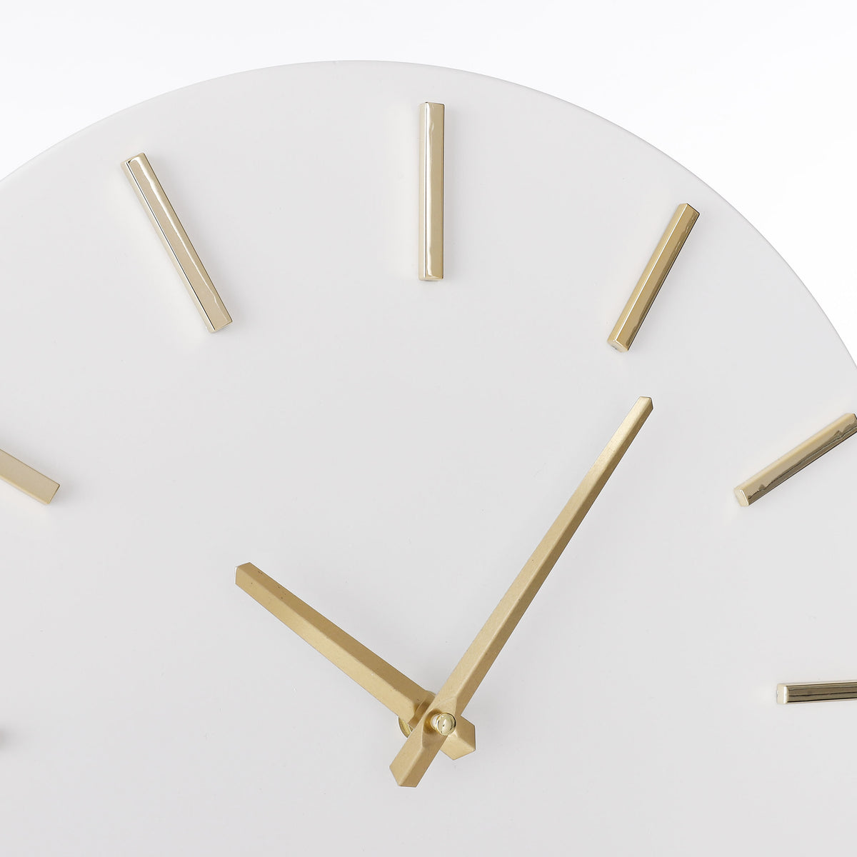 Brixen Wall Clock Aluminium White - H4Xd35,5Cm