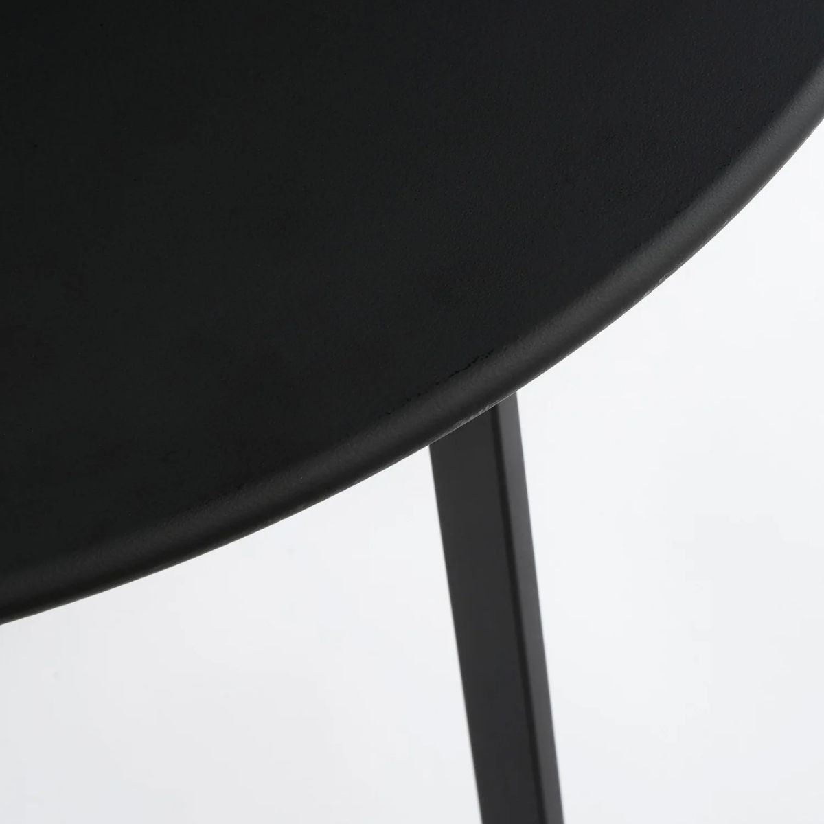Seatle Side Table Black - H38Xd58Cm