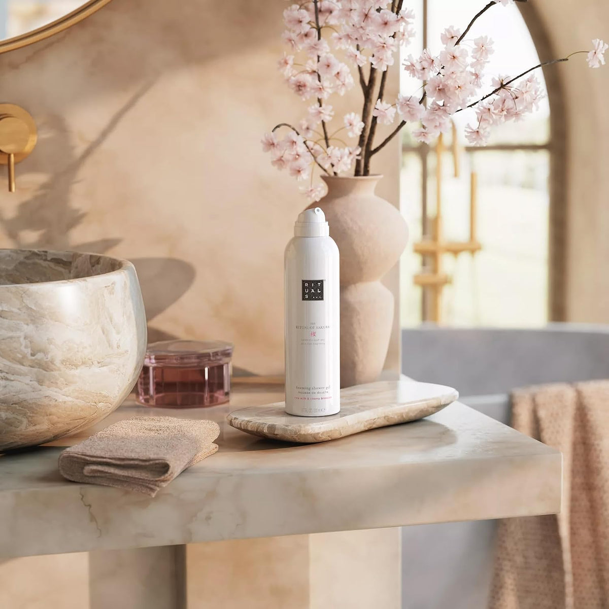 RITUALS Shower Foam The Ritual of Sakura – Gel douche aux fleurs de cerisier et lait de riz – Gel douche moussant sensationnel – 200 ml